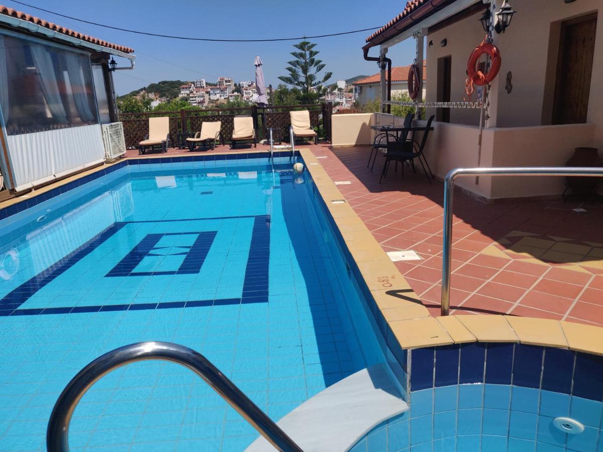 Taxiarchis Apartments Skiathos Exterior photo