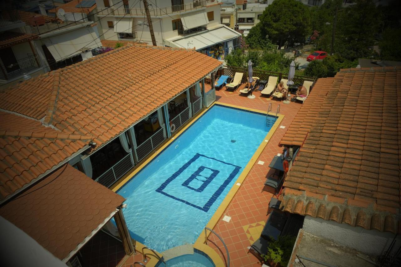 Taxiarchis Apartments Skiathos Exterior photo