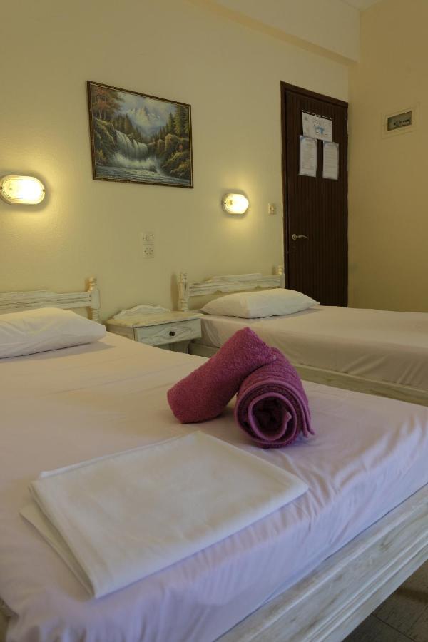 Taxiarchis Apartments Skiathos Exterior photo