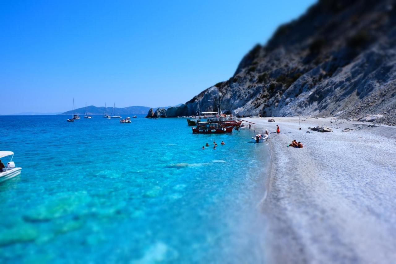 Taxiarchis Apartments Skiathos Exterior photo