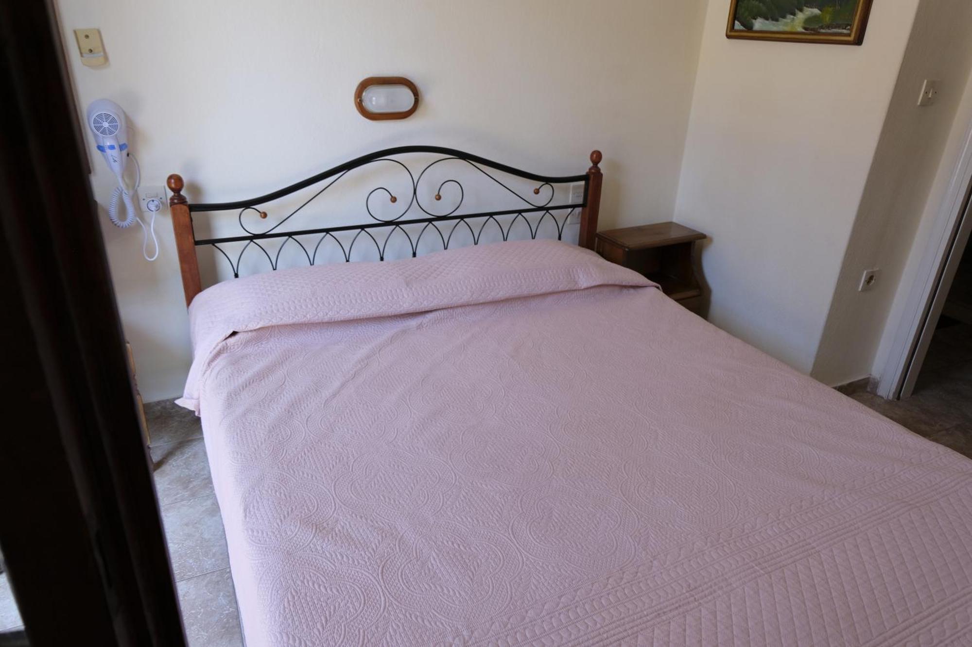 Taxiarchis Apartments Skiathos Room photo