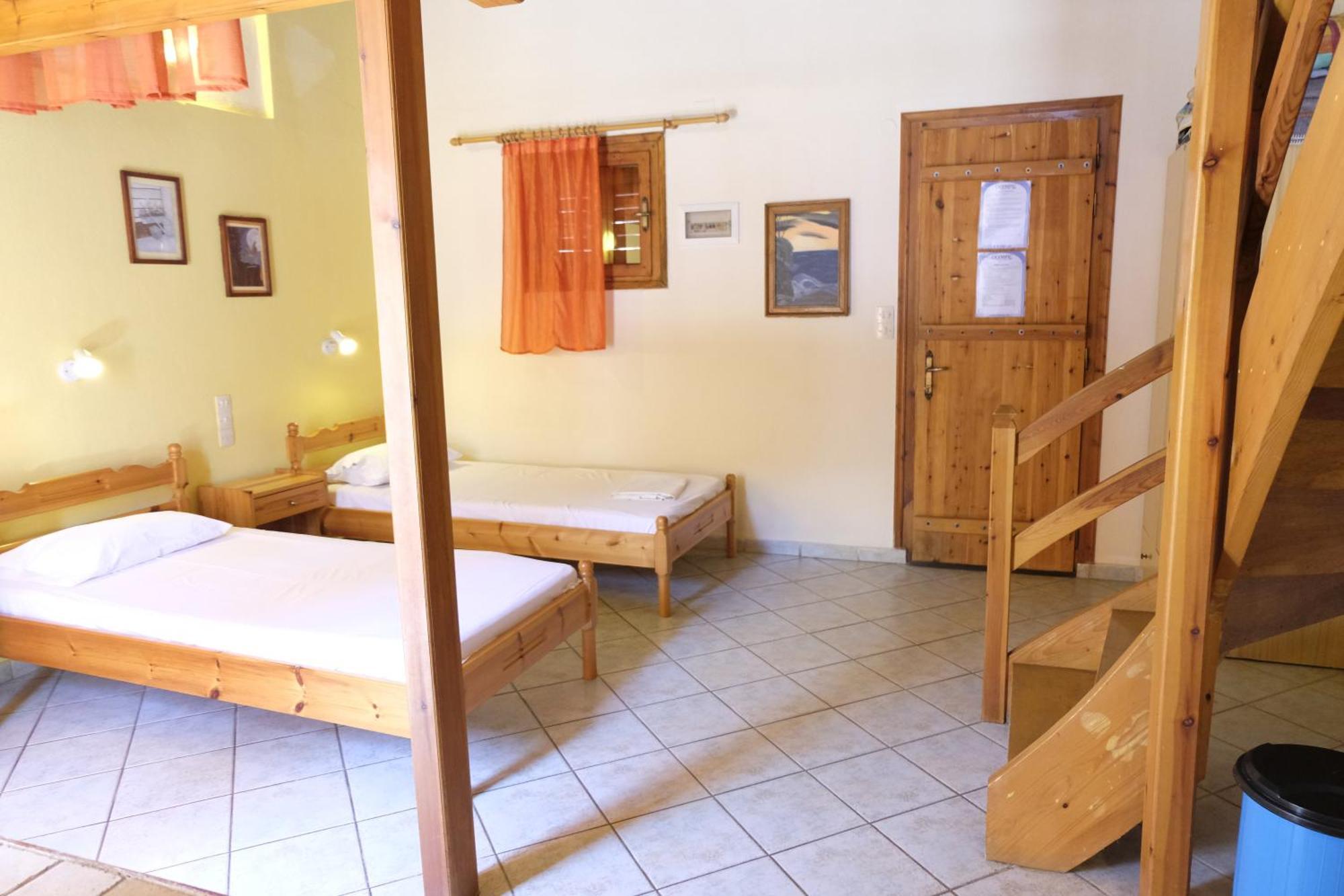 Taxiarchis Apartments Skiathos Room photo