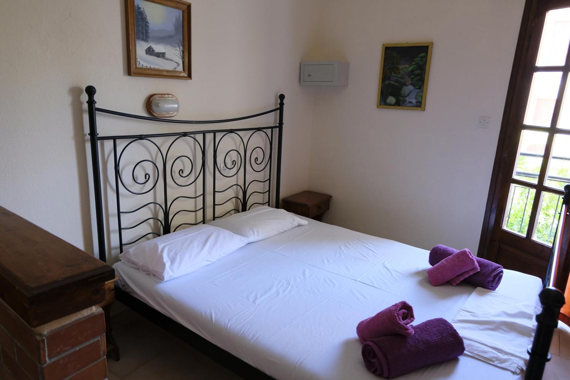 Taxiarchis Apartments Skiathos Room photo